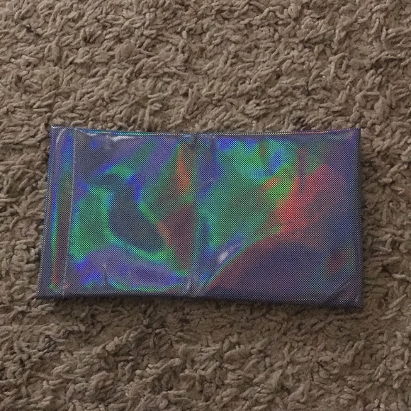 Quay x Chrisspy Gemini Sunglasses - Picture 4 of 4